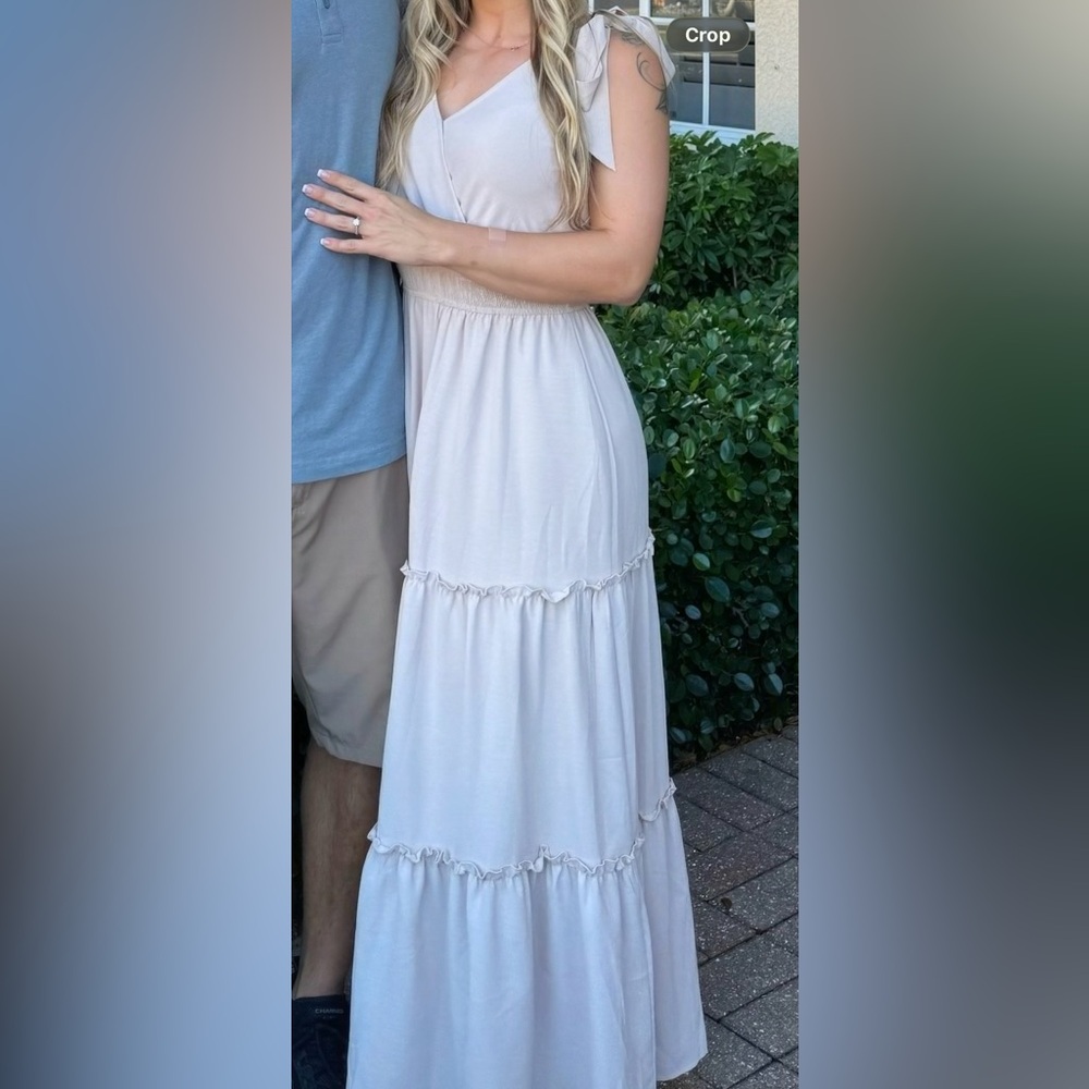 Elegant Beige Maxi Dress